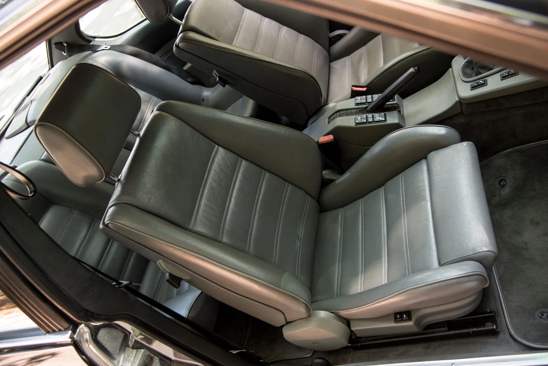 1988 Mazda L10A/L10B Cosmo - Image 26 of 31