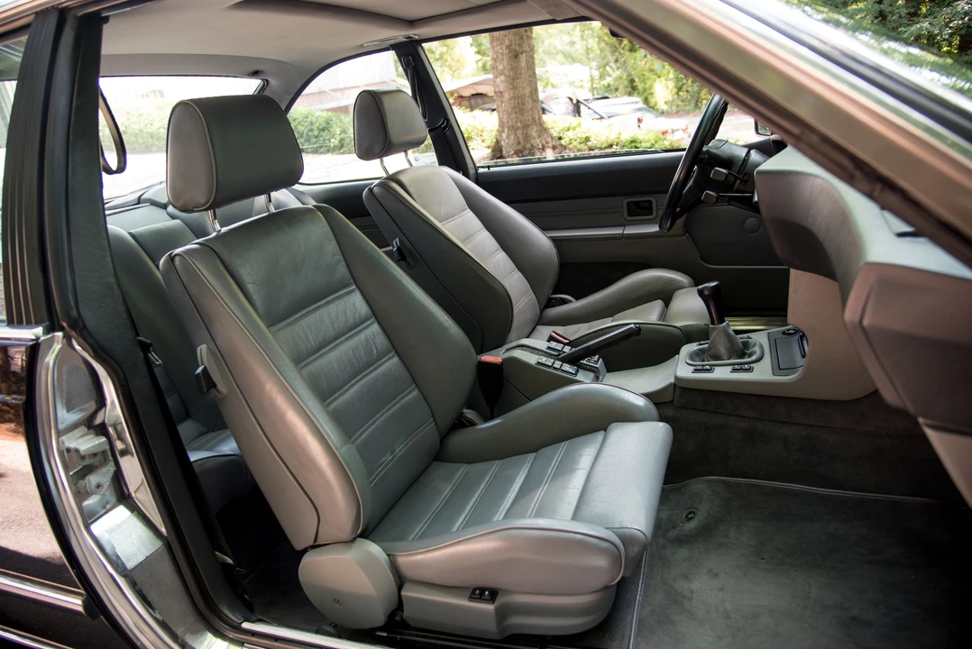 1988 Mazda L10A/L10B Cosmo - Image 28 of 31