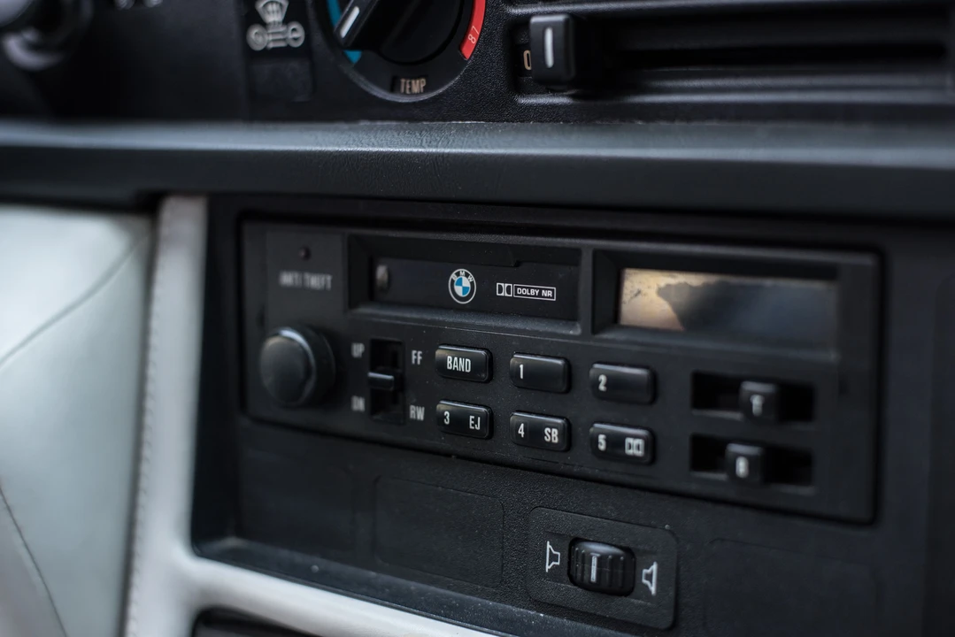 1988 BMW E24 M635CSi & M6 - Image 28 of 31