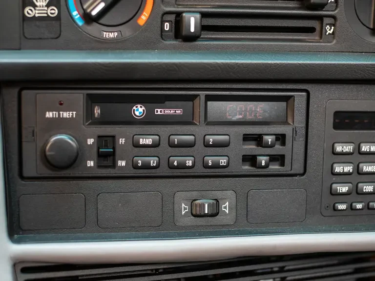 1988 BMW E24 M635CSi & M6 - Image 19 of 31