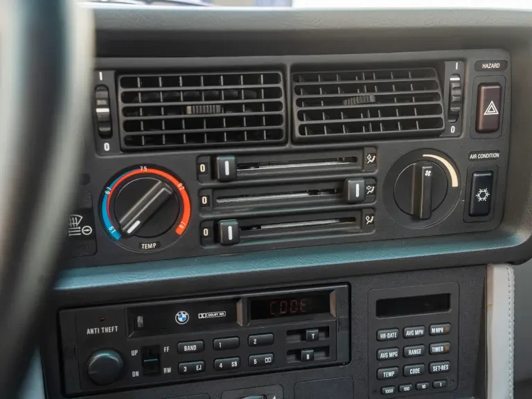 1988 BMW E24 M635CSi & M6 - Image 15 of 31