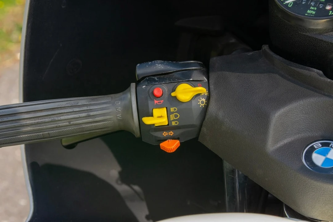 1988 BMW /7 - Image 21 of 31
