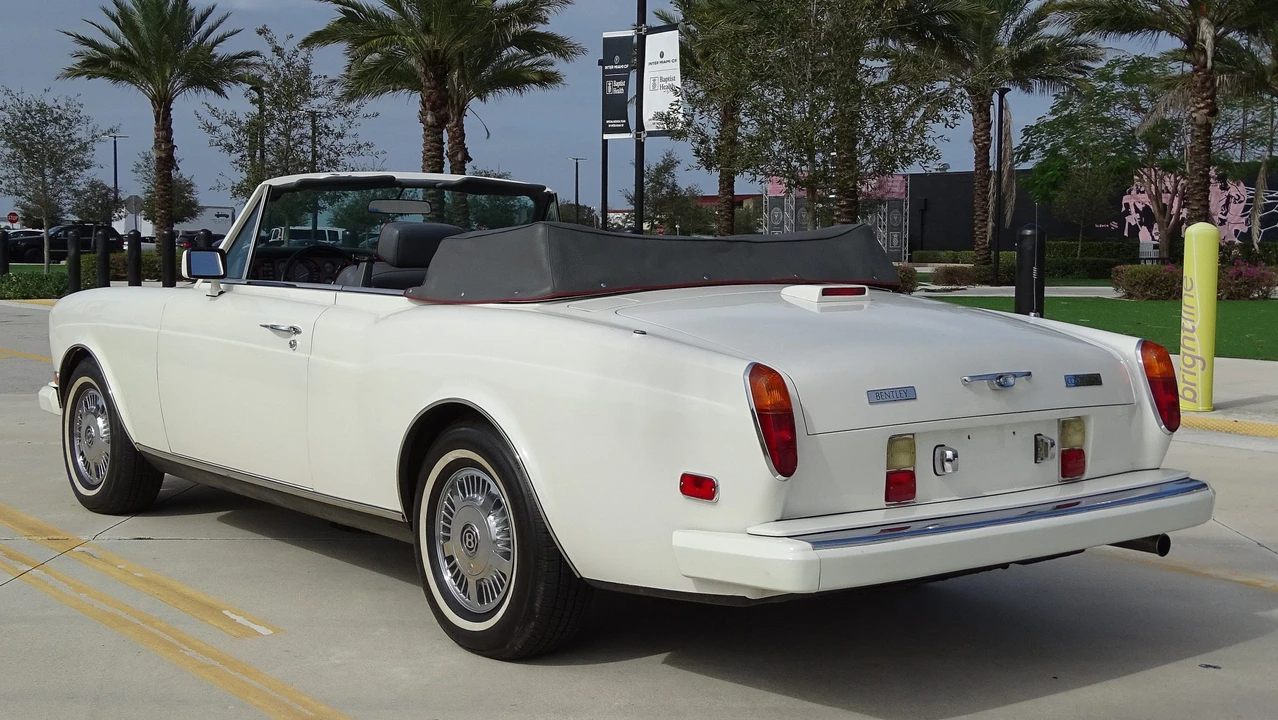 1988 Rolls-Royce Corniche Series II - Image 16 of 31
