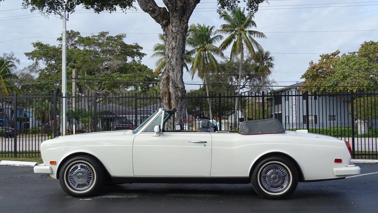 1988 Rolls-Royce Corniche Series II - Image 12 of 31