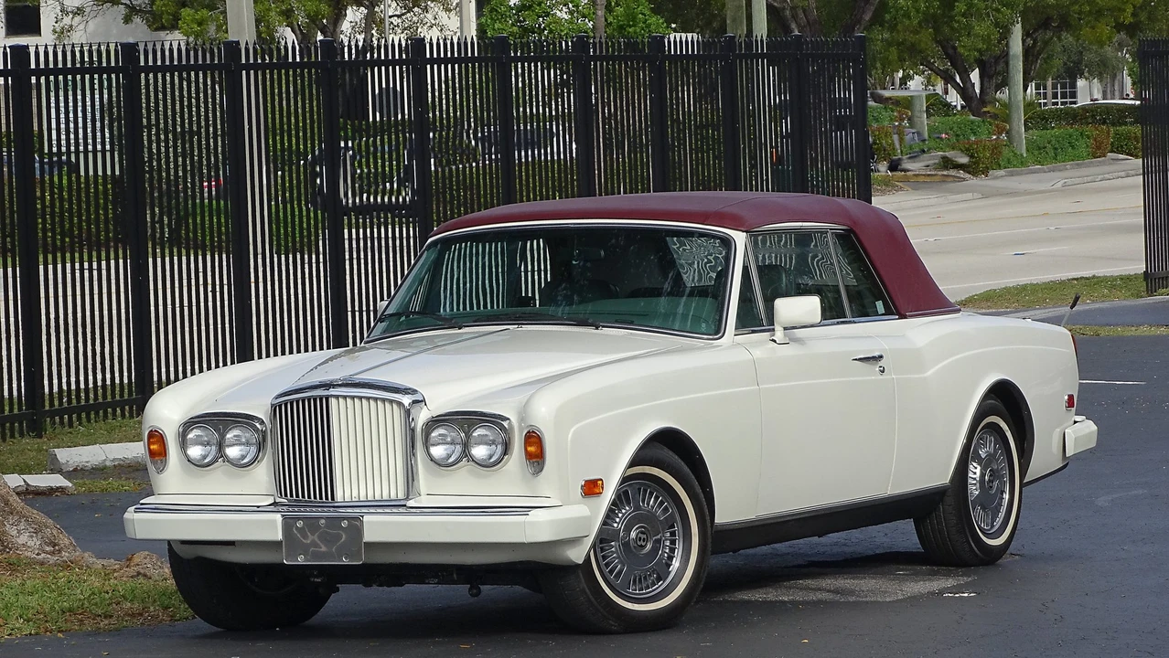1988 Rolls-Royce Corniche Series II - Image 22 of 31