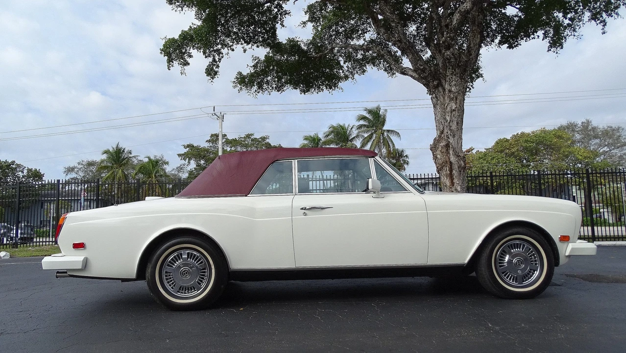 1988 Rolls-Royce Corniche Series II - Image 26 of 31