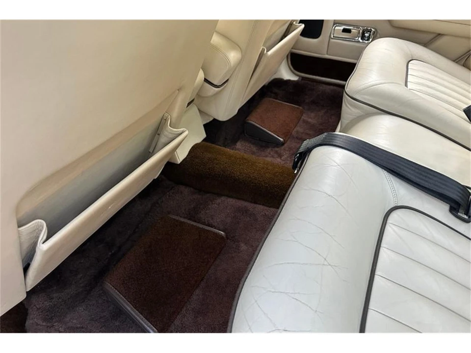 1988 Bentley Mulsanne 1st Gen - Image 28 of 31