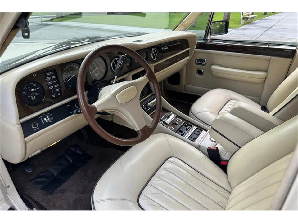 1988 Bentley Mulsanne 1st Gen - Image 22 of 31