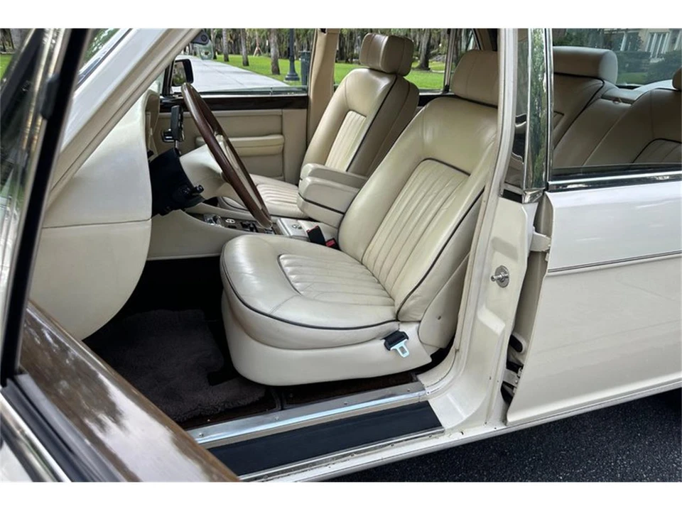 1988 Bentley Mulsanne 1st Gen - Image 25 of 31