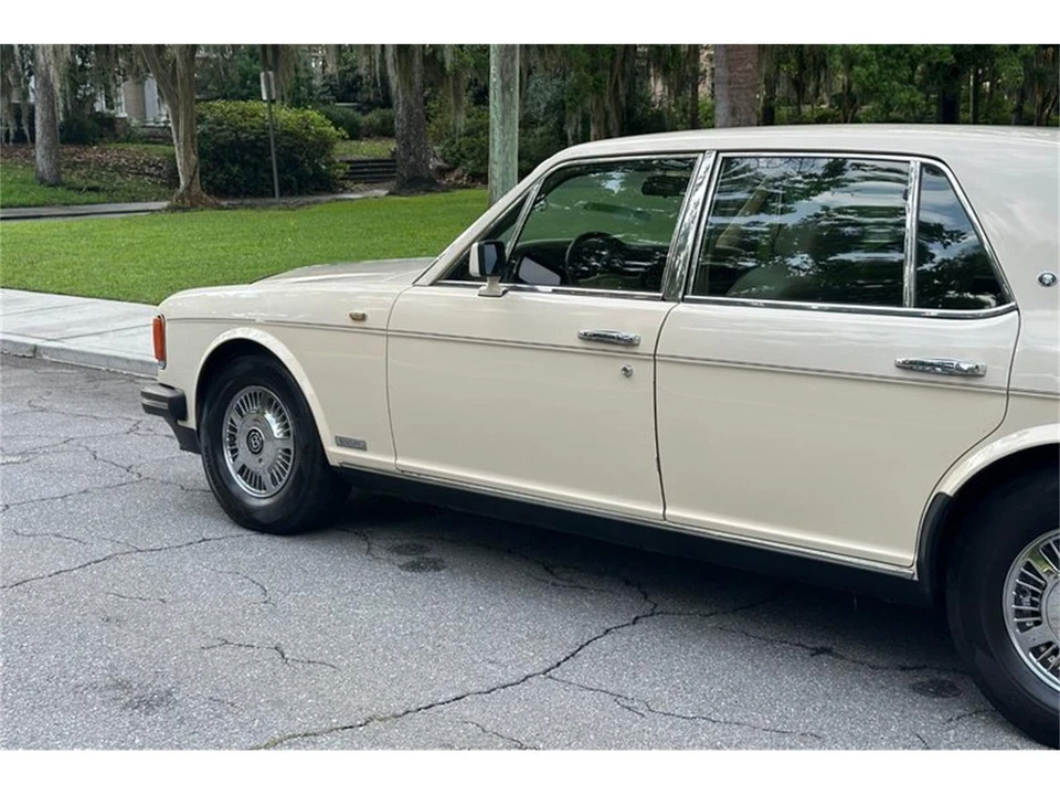 1988 Bentley Mulsanne 1st Gen - Image 11 of 31