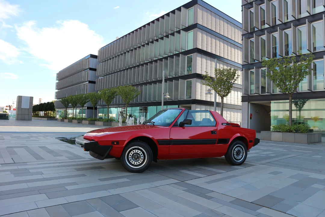 1988 Bertone - Image 8 of 24