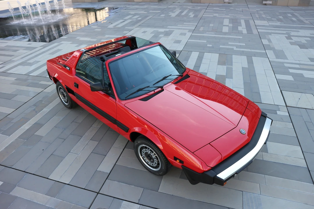 1988 Bertone - Image 2 of 24