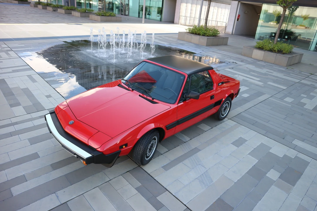 1988 Bertone - Image 9 of 24