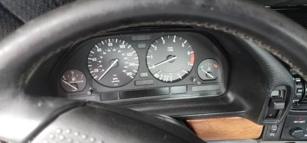 1988 BMW E32 7 Series - Image 12 of 12