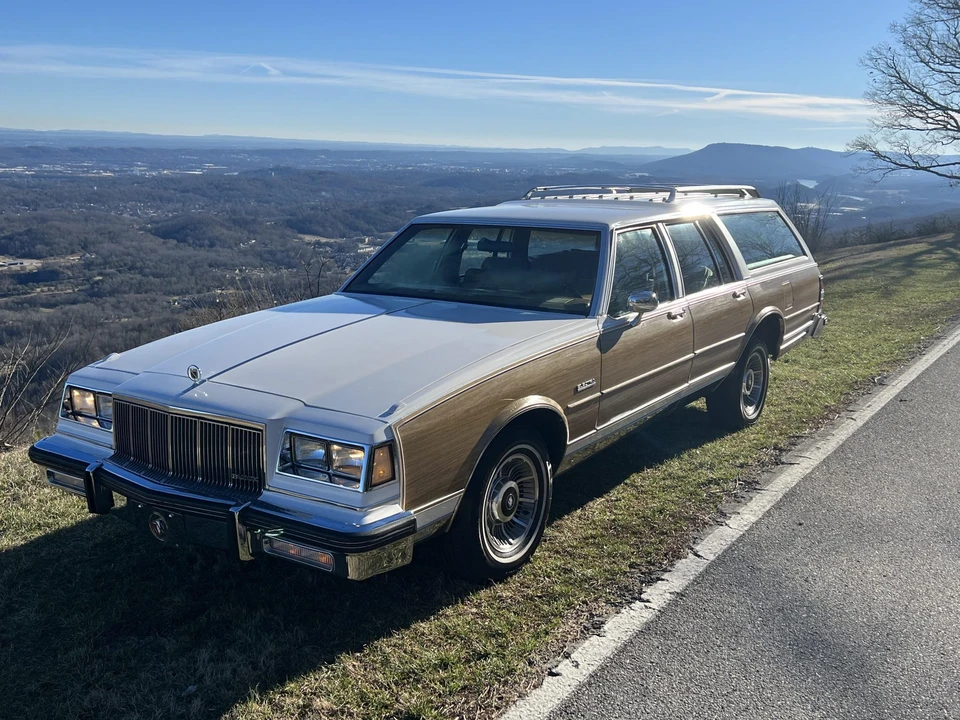 1988 Buick Electra - Image 12 of 31