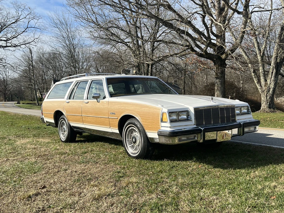 1988 Buick Electra - Image 3 of 31