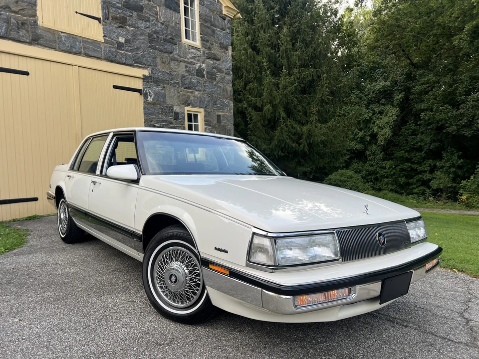 1988 Buick Electra - Image 3 of 31