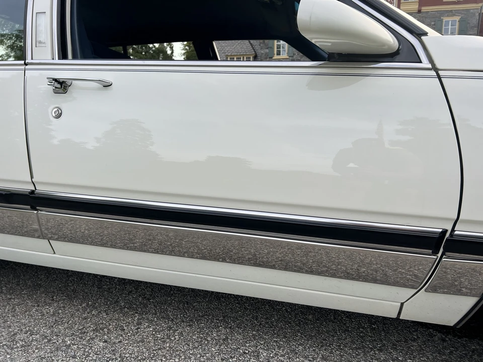 1988 Buick Electra - Image 24 of 31