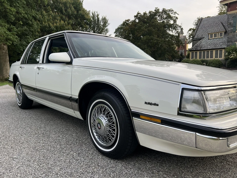 1988 Buick Electra - Image 19 of 31