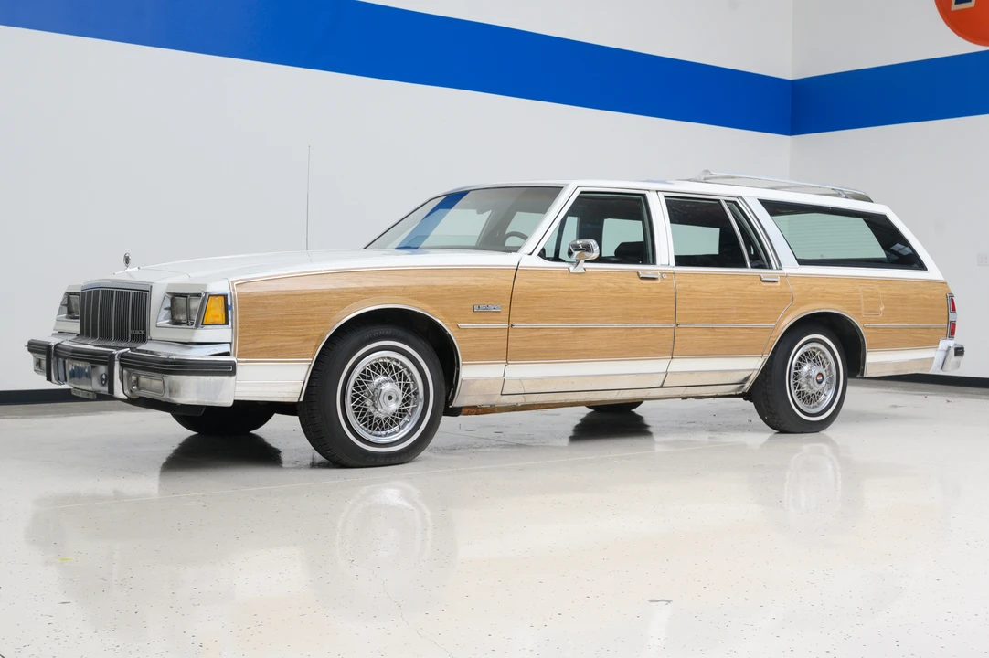 1988 Buick LeSabre - Image 2 of 31