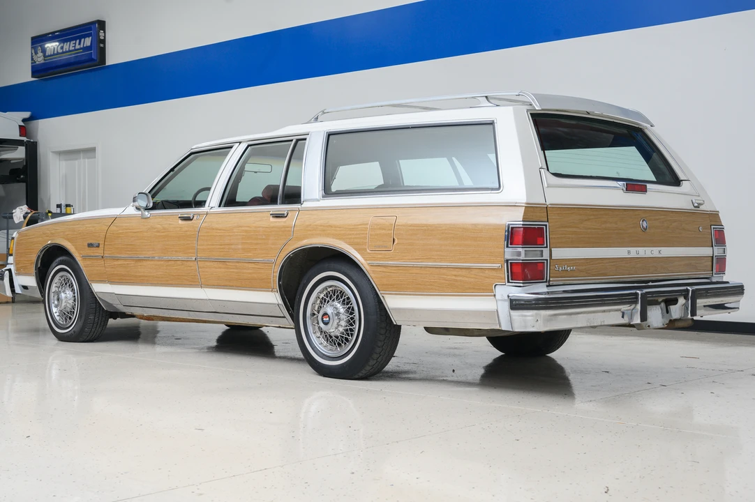 1988 Buick LeSabre - Image 4 of 31