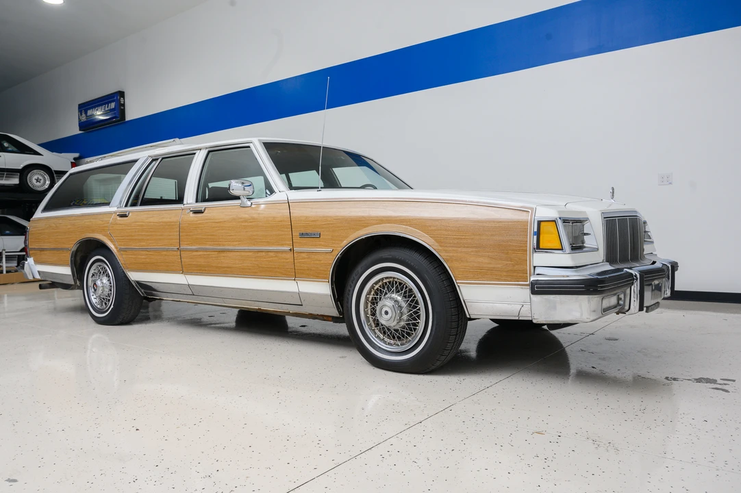1988 Buick LeSabre - Image 10 of 31
