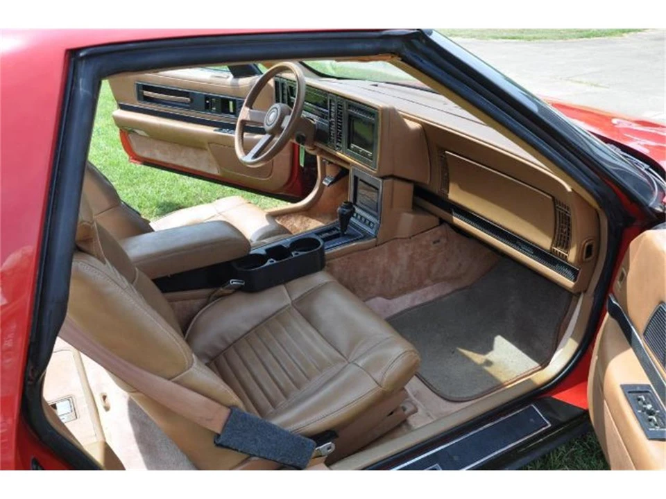 1988 Buick Reatta - Image 8 of 11