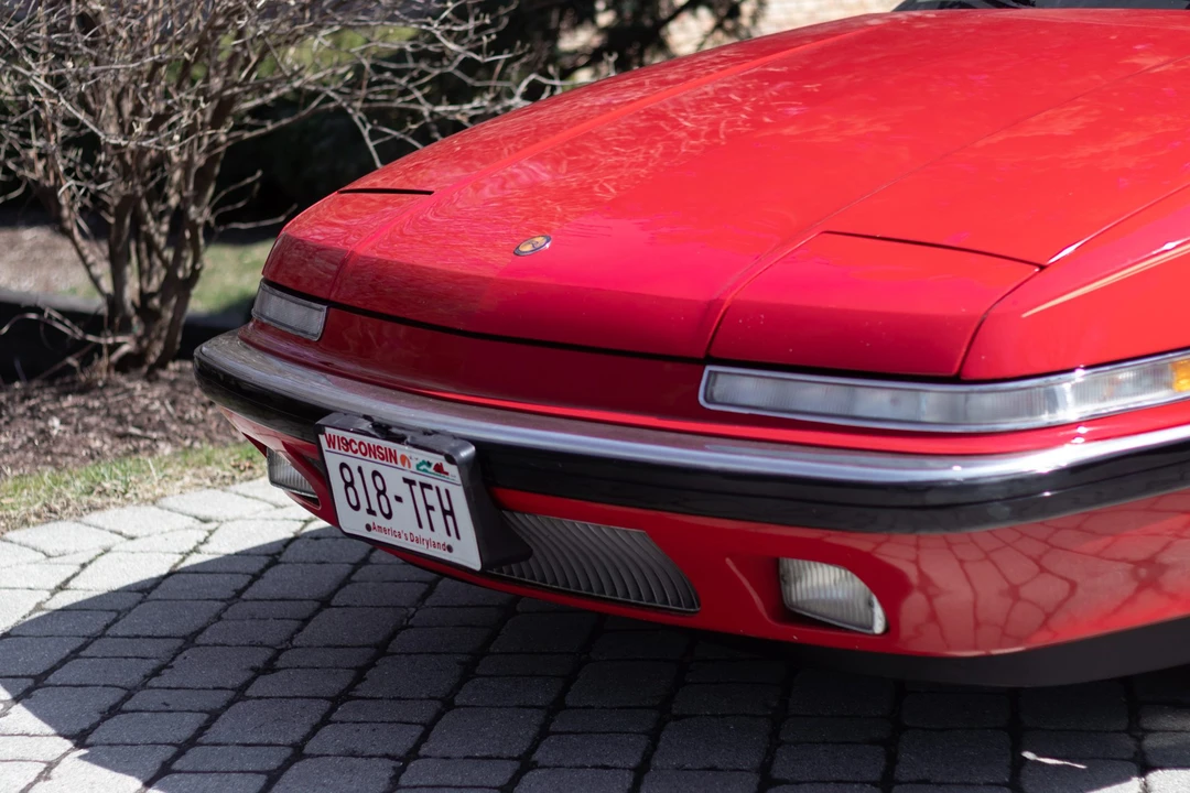 1988 Buick Reatta - Image 17 of 31