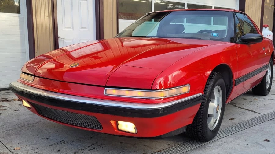 1988 Buick Reatta - Image 10 of 11