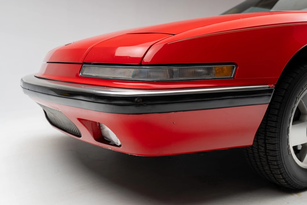 1988 Buick Reatta - Image 18 of 31