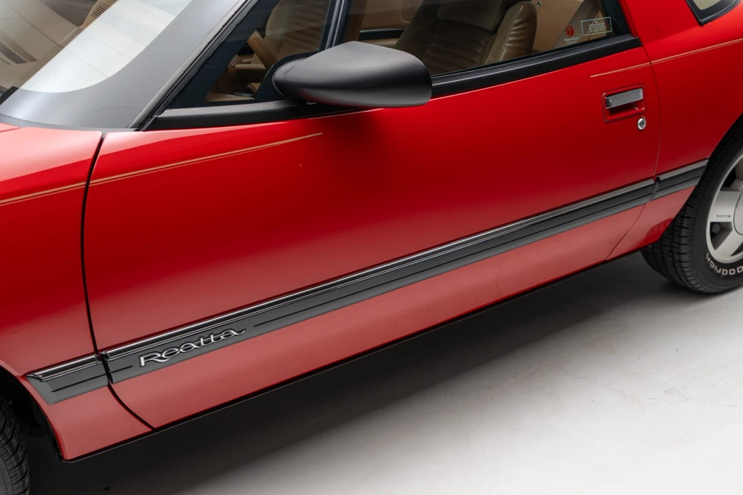 1988 Buick Reatta - Image 23 of 31