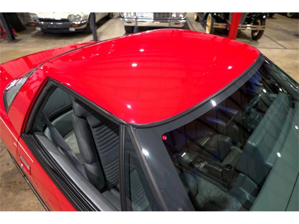 1988 Buick Reatta - Image 19 of 31