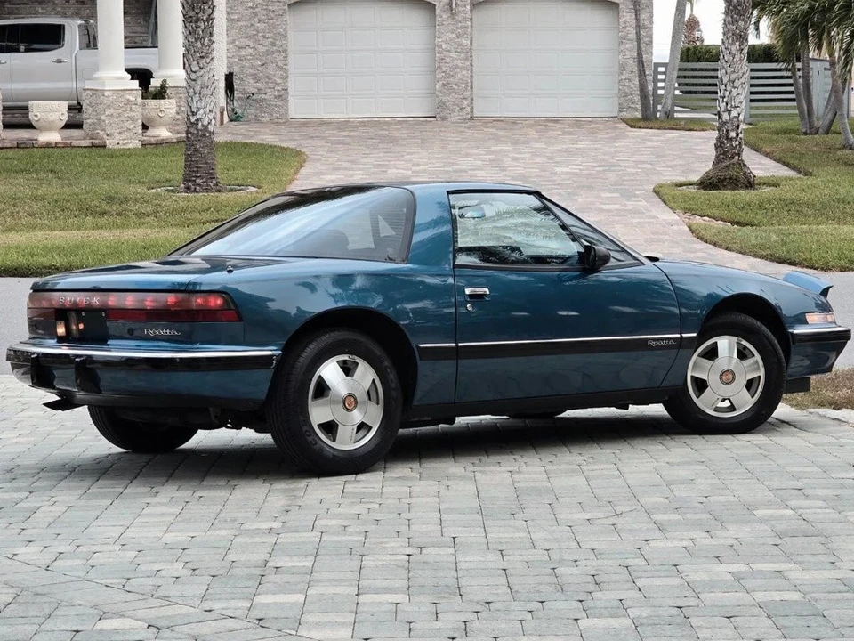 1988 Buick Reatta - Image 5 of 21