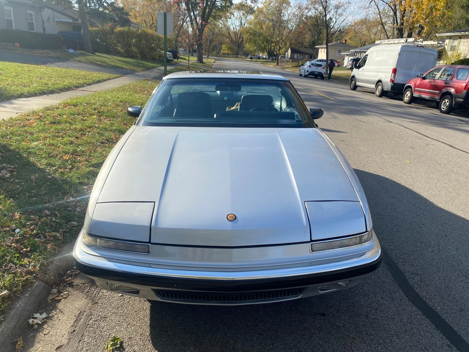 1988 Buick Reatta - Image 6 of 31