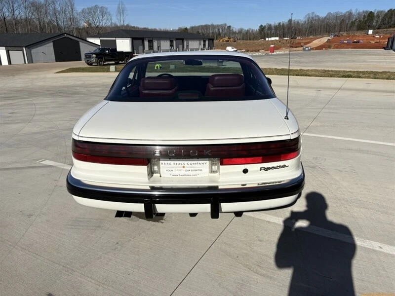 1988 Buick Reatta - Image 14 of 21
