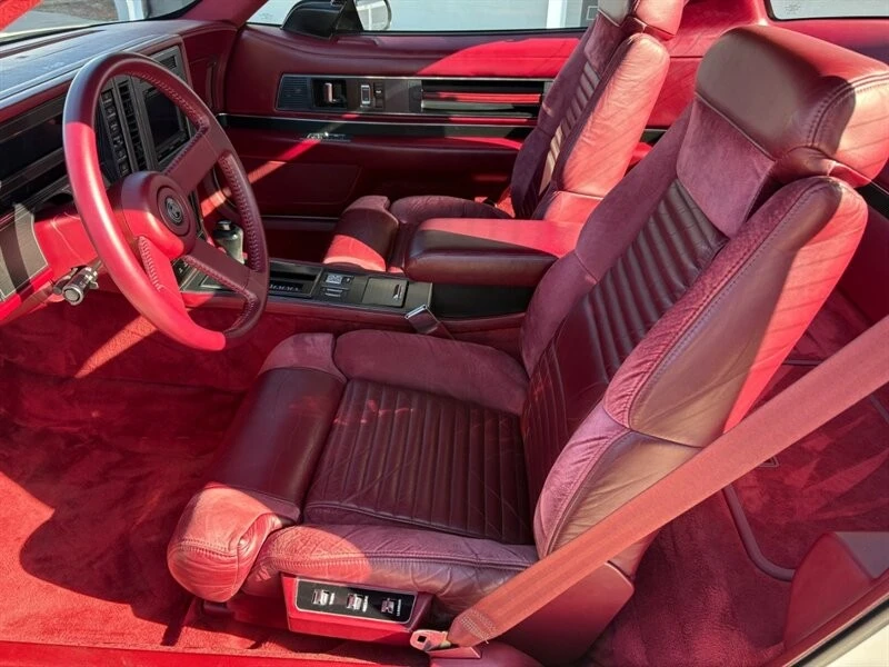 1988 Buick Reatta - Image 6 of 31