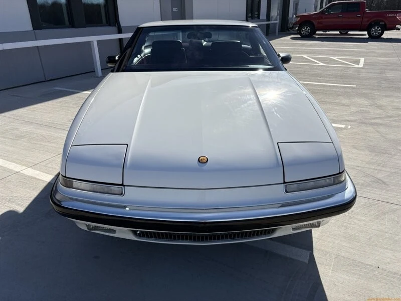 1988 Buick Reatta - Image 20 of 31