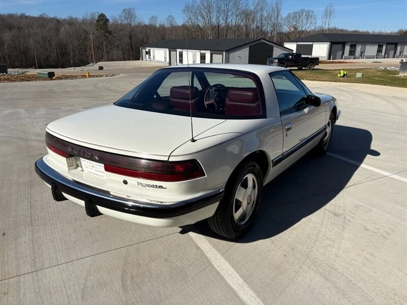 1988 Buick Reatta - Image 5 of 31