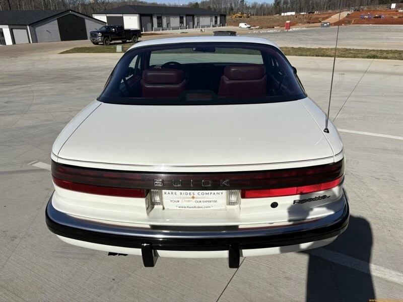 1988 Buick Reatta - Image 15 of 21