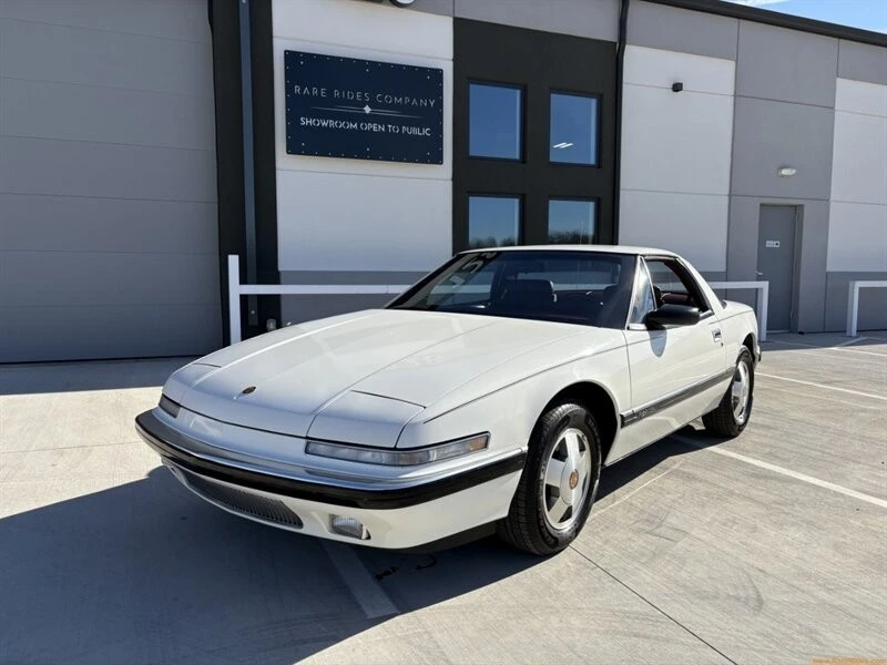 1988 Buick Reatta - Image 9 of 21