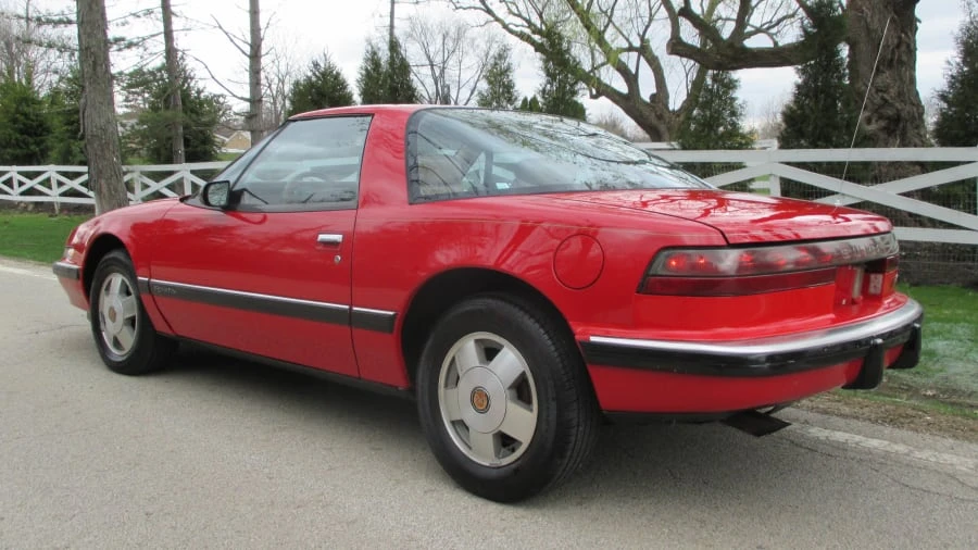 1988 Buick Reatta - Image 3 of 18