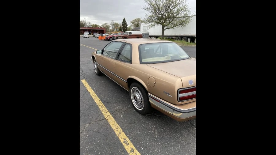 1988 Buick Regal - Image 2 of 7