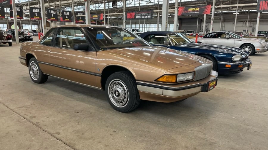 1988 Buick Regal - Image 2 of 4