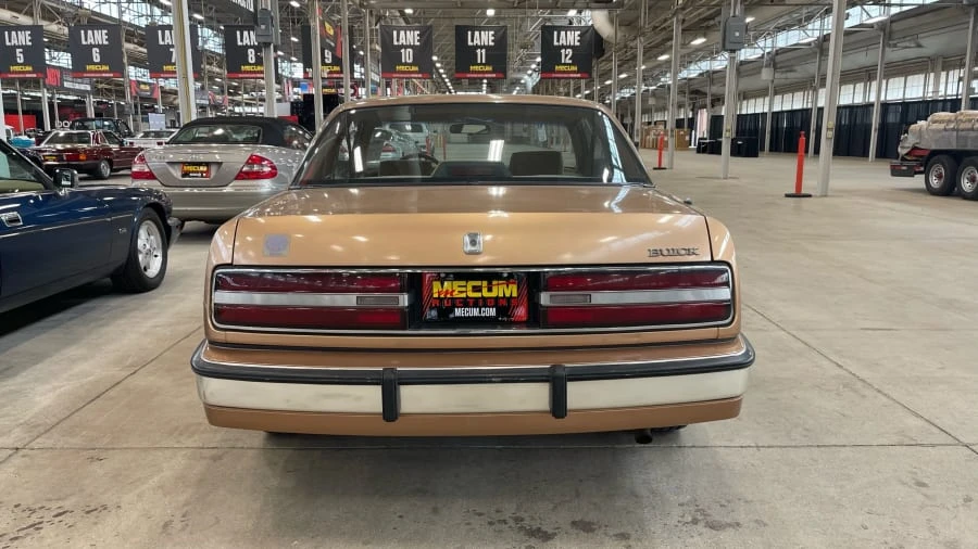 1988 Buick Regal - Image 4 of 4