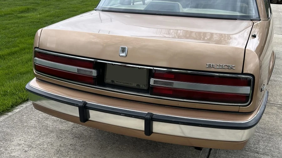1988 Buick Regal - Image 5 of 15