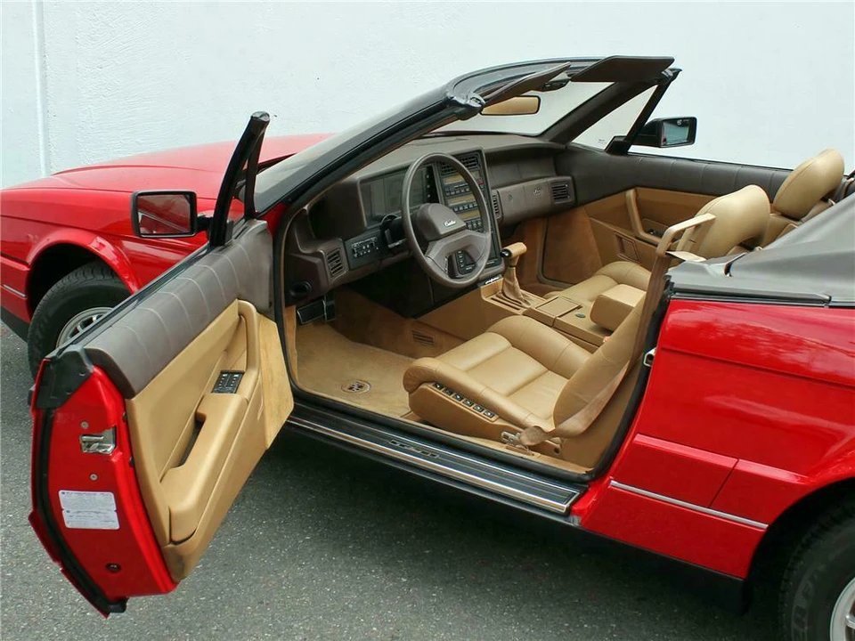 1988 Cadillac Allante - Image 4 of 5
