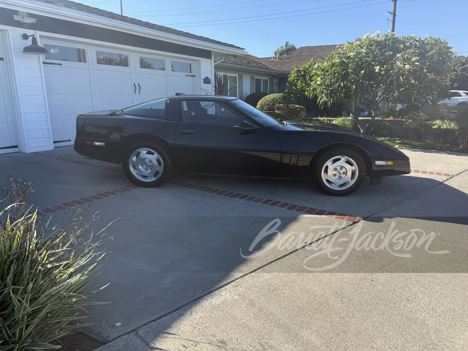 1988 Chevrolet Corvette C4 - Image 14 of 25