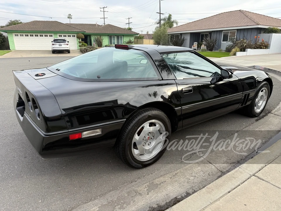 1988 Chevrolet Corvette C4 - Image 2 of 25