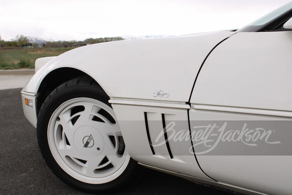 1988 Chevrolet Corvette C4 - Image 28 of 31