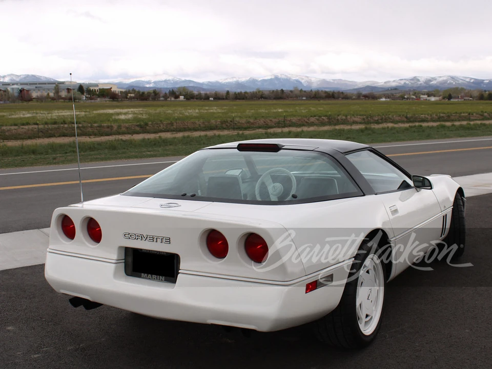 1988 Chevrolet Corvette C4 - Image 26 of 31